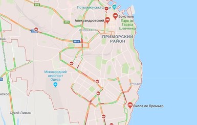Снегопад в Одессе: парализовано движение, много ДТП