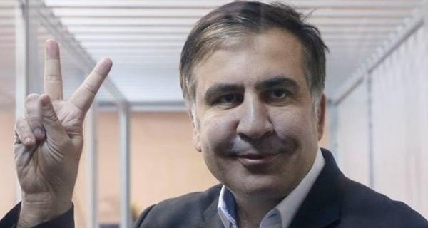 Спецназ пытался забрать Саакашвили, но активисты его отбили