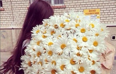 В Ивано-Франковске ко Дню влюбленных можно арендовать букет цветов для селфи