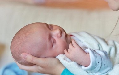 За попытку вывезти новорожденного из Украины немца посадили на 8 лет