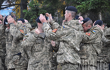 На Донбассе в доме нашли тела морских пехотинцев