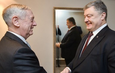 Порошенко провел встречу с министром обороны США