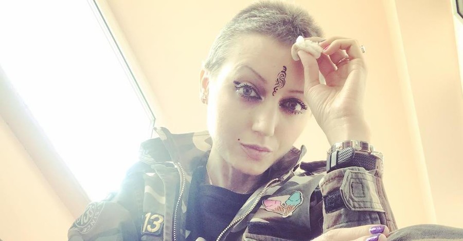 Больная раком певица Лама Сафонова вынуждена жить на обезболивающих