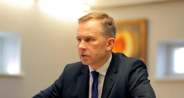 Главу Центрбанка Латвии выпустили под залог