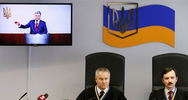 Что успел и не успел рассказать Порошенко на допросе по делу о госизмене Януковича