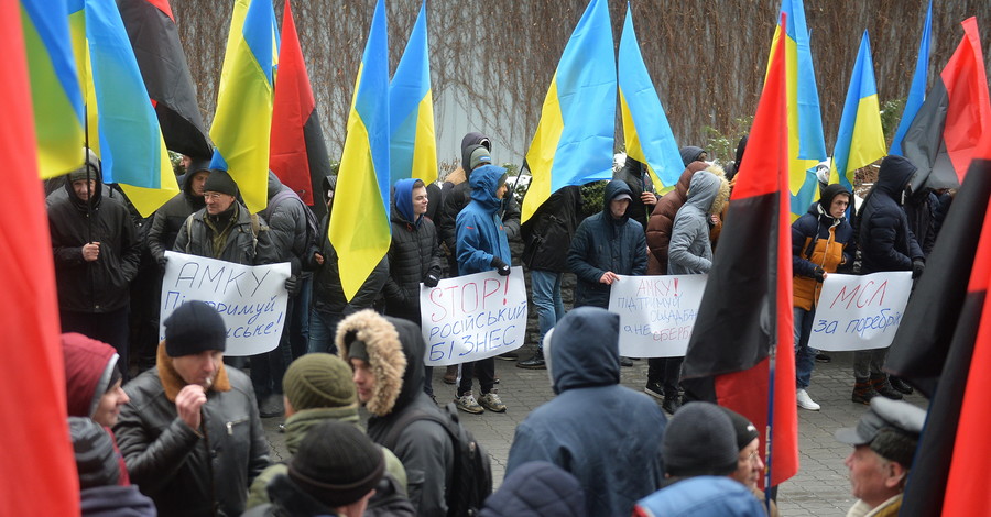 Ветераны АТО требуют от АМКУ прекратить поддержку российского бизнеса в Украине