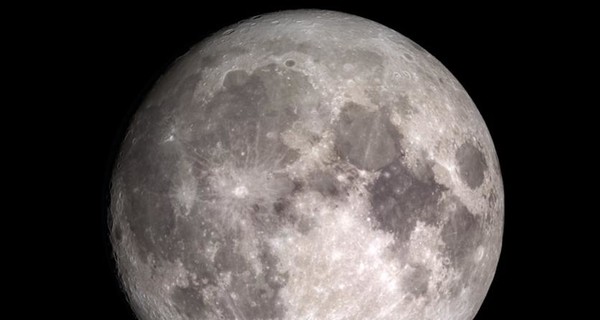 Под поверхностью Луны нашли большое количество реактивной воды