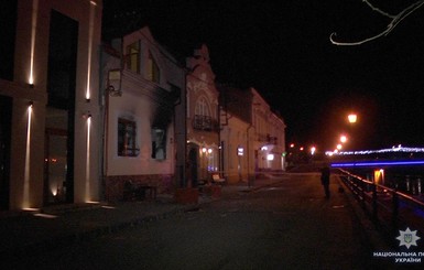 МИД Венгрии вызвало посла Украины в связи с поджогом культурного центра 