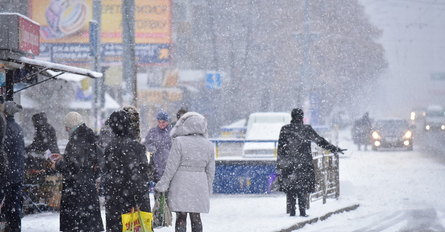 В Киеве из-за снегопада таксисты взвинтили цены в 5 раз