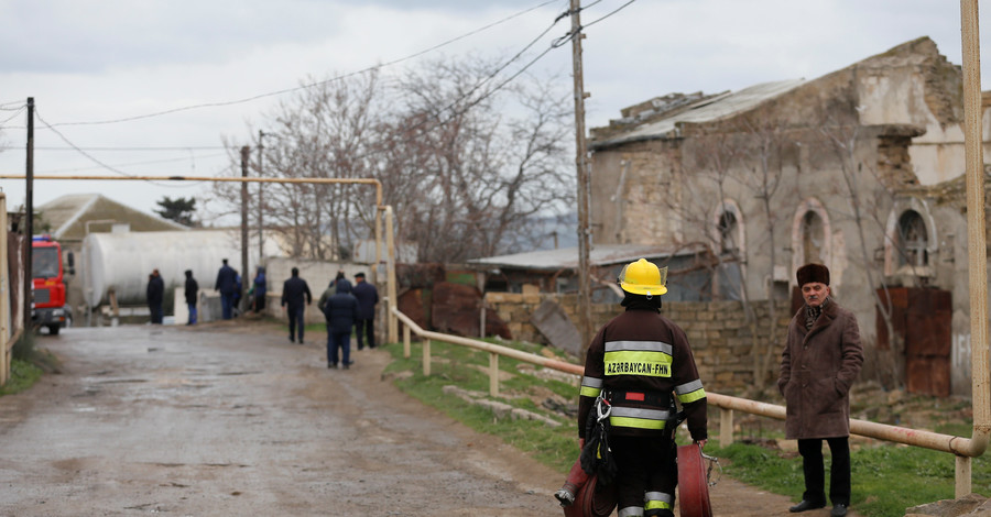 В Баку во время пожара в наркологическом центре сгорели 24 человека 