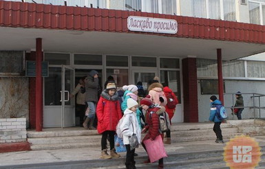 Днепровские чиновники рассказали, кто виновен в буллинге школьника-переселенца