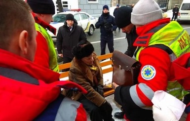 Кортеж Порошенко сбил 88-летнего мужчину 