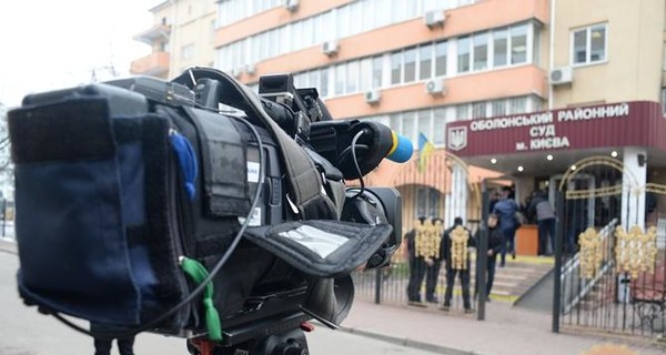Раздетые журналистки в суде: никто не наказан, дело забыто