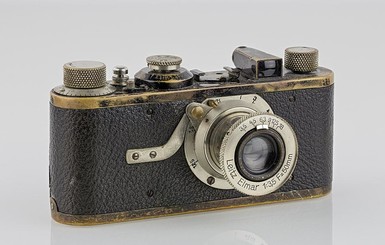 Одна из первых фотокамер продана за рекордные 3 миллиона долларов
