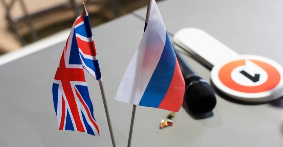 В России отреагировали на высылку дипломатов из Великобритании 