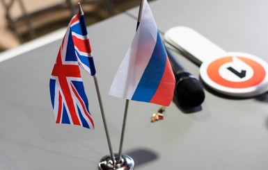 В России отреагировали на высылку дипломатов из Великобритании 