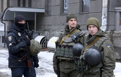 На улицы Киева вышли дополнительные отряды силовиков