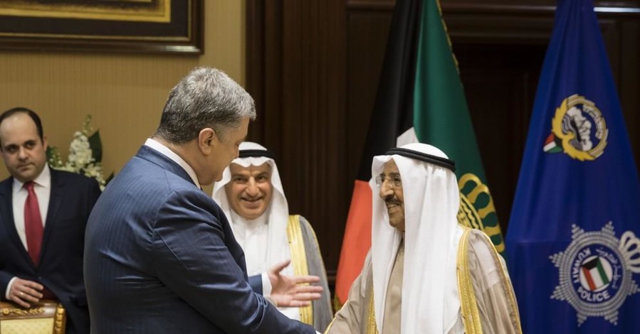 Порошенко договорился о военном сотрудничестве с Кувейтом