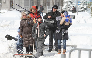 Снежный коллапс в Днепре: километровые очереди на маршрутку и внеплановые выходные