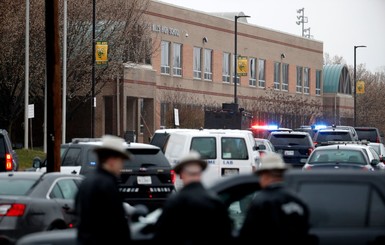 В одной из американских школ снова произошла стрельба