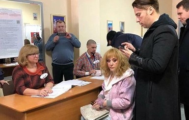 Пугачева объяснила свой уставший вид на выборах