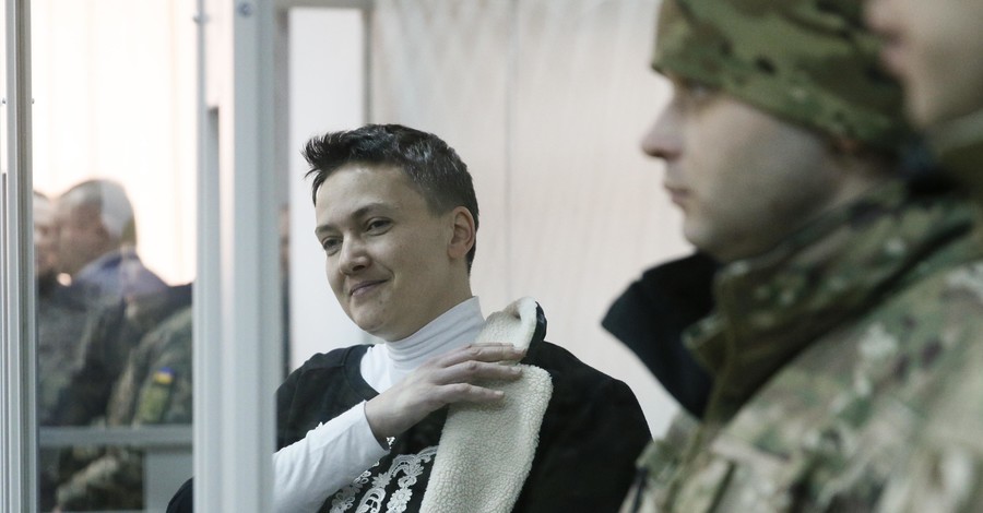 Савченко передали в СИЗО телевизор, чайник - не разрешили