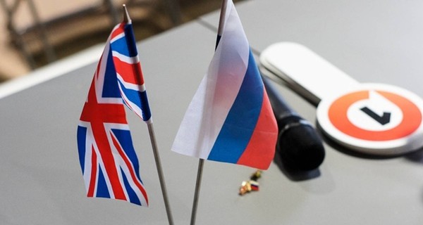 Высылка российских дипломатов: почему рассыпалось европейское единство