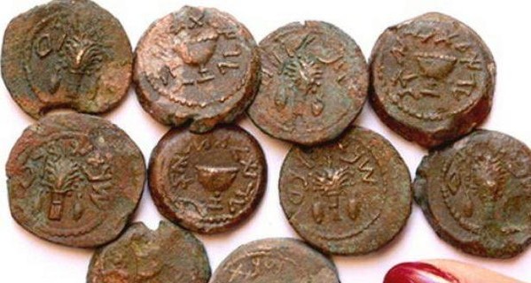 В Иерусалимской пещере археологи нашли монеты, которым около 2000 лет