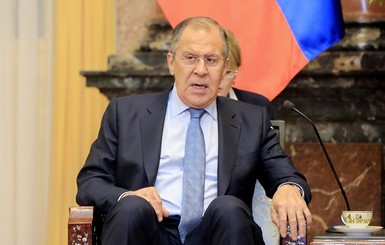Россия объявила о зеркальной высылке дипломатов 