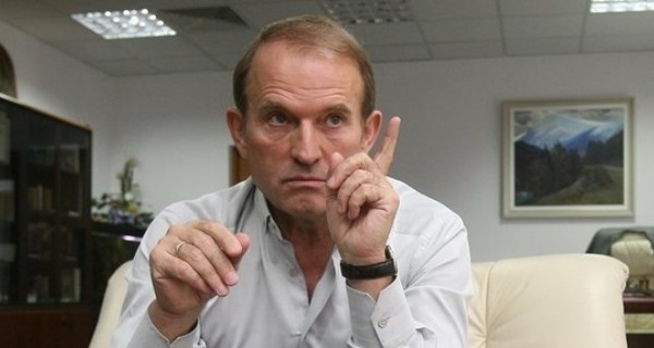 Медведчук заявил, что подаст в суд на Луценко из-за заявлений по делу Савченко