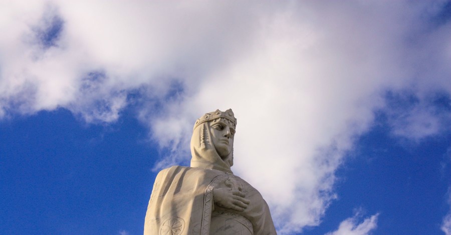 На въезде в Киев установят статую княгини Ольги
