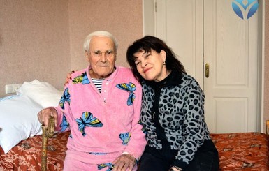 Легендарному ветерану из Запорожья в 99 лет сделали операцию на сердце