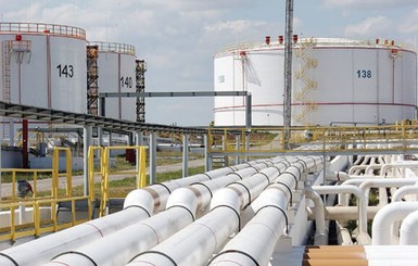 НАУ призывает МЭРТ не допустить ограничения импорта нефтепродуктов