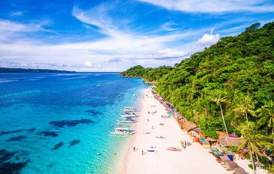 Филиппины закрыли для туристов самый популярный курорт - остров Боракай