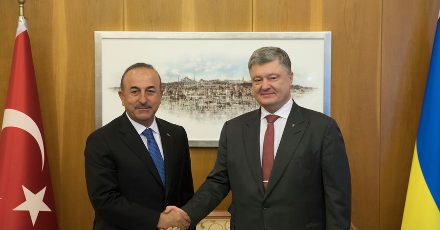 Турция поддержала введение миротворцев на Донбасс 