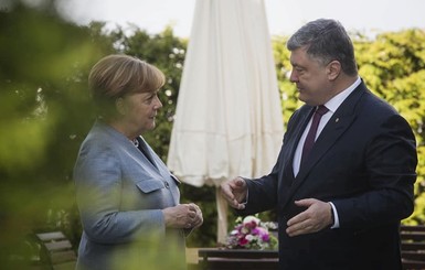 Почему Меркель была так немногословна с Порошенко