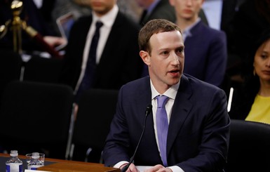 Цукерман и Цукерберг: как основателя Фейсбука величали в Конгрессе США