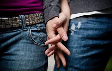Порошенко принял закон, который устанавливает возраст сексуального согласия