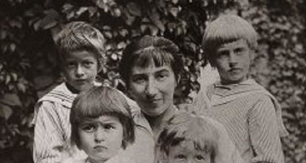 Трагедия Зинаиды Серебряковой: разлука с детьми длиною в полжизни