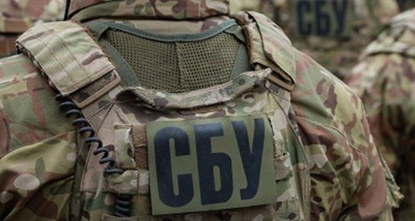 СБУ: иностранная группировка ввозила в Украину оружие