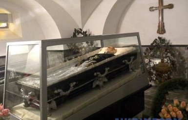 Фото: тело хирурга Пирогова ребальзамировали, российских спецов не привлекли 