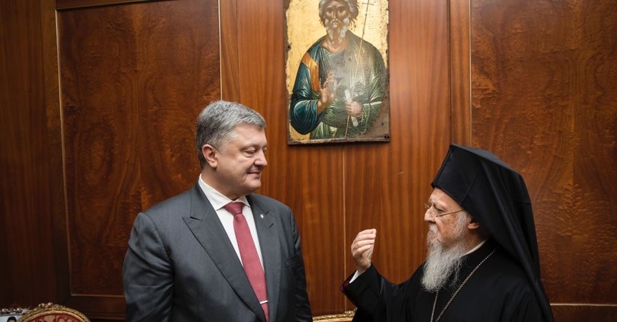 Вселенский патриарх Варфоломей должен выбрать между Киевом и Москвой