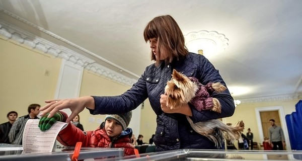 В Украине стартовали выборы в 40 территориальных общинах