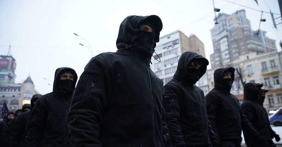 Путеводитель по радикальным организациям Украины: кто и почему выходит на акции 