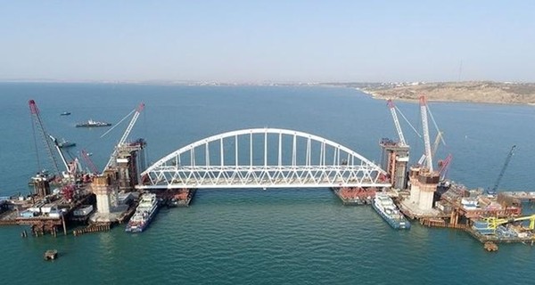 Открытие Крымского моста могут задержать на 1,5 года