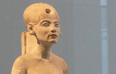 В гробнице Тутанхамона Нефертити не нашли