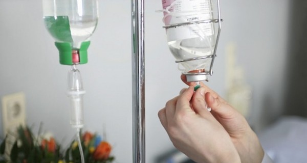Массовое отравление школьников в Черкассах и Новомосковске: в больницах - 57 человек, 11 - в реанимации