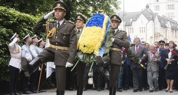 9 мая в Украине: много полиции и ветеранов 