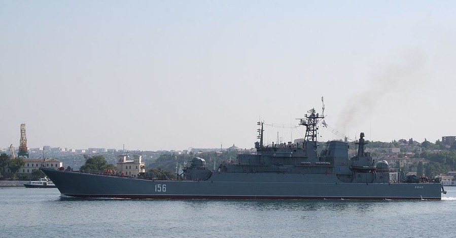 У берегов Латвии обнаружили российские военные корабли