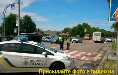 В Киевской области автобус сбил двух детей